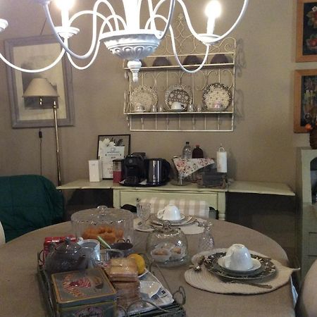 ロディ Aria Di Campagna Bed & Breakfast エクステリア 写真