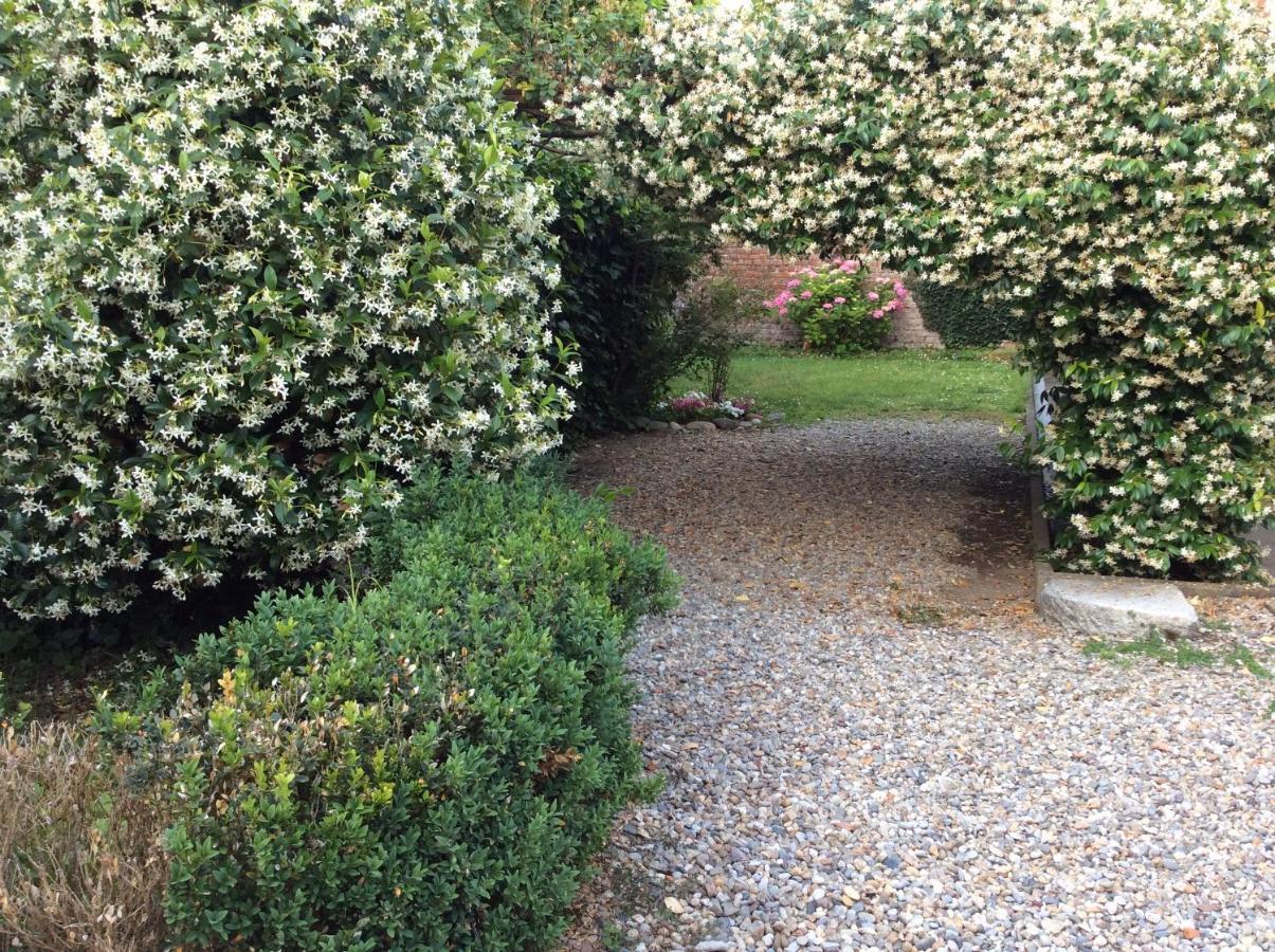 ロディ Aria Di Campagna Bed & Breakfast エクステリア 写真