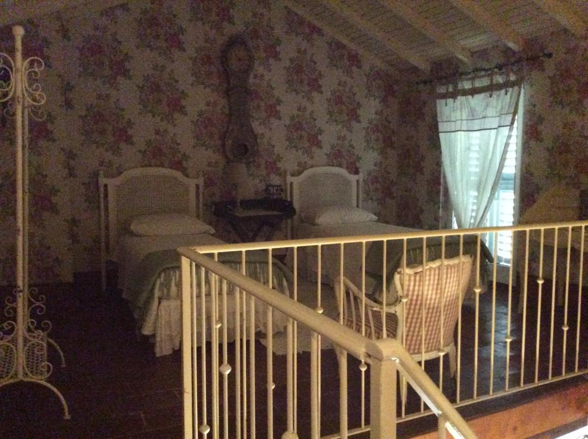 ロディ Aria Di Campagna Bed & Breakfast エクステリア 写真